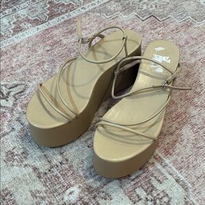 Women's Beige Platform Sandals